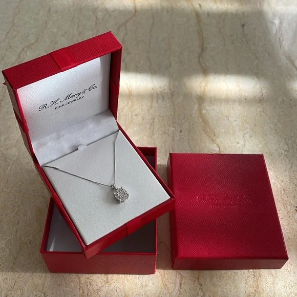 NWT Diamond Halo 18" Pendant Necklace (1/3 ct. t.w.) in 14k White Gold. $1200 - Picture 17 of 17
